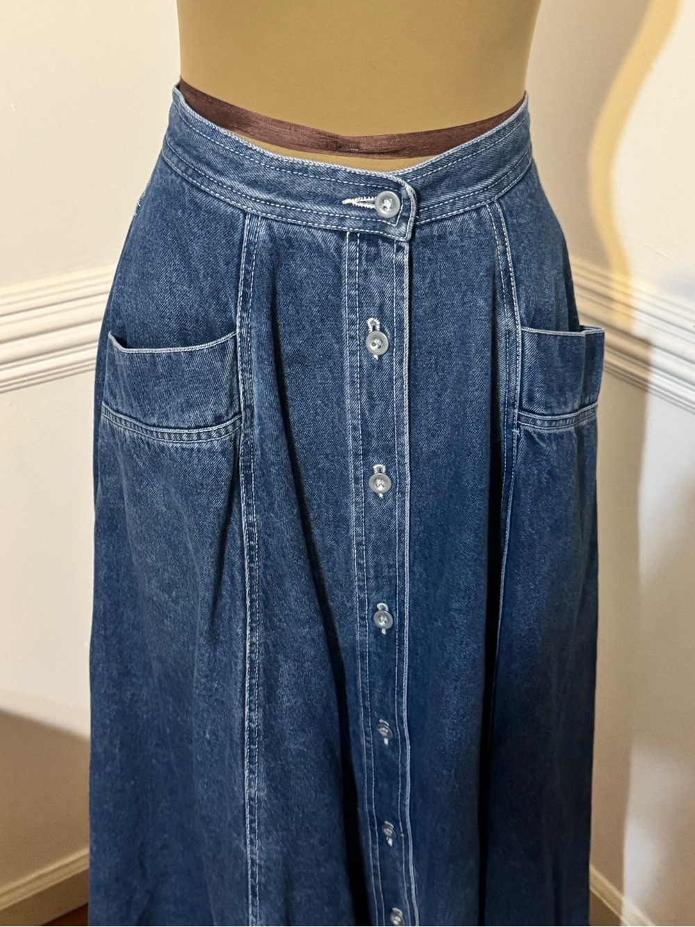 80’s Chaus Sport Button-Front Denim Maxi Skirt in Blue - Picture 2 of 6